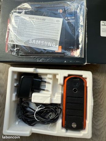 LOT D'ANCIEN TÉLÉPHONE Portable + Boîte Vide (Non Testé En L'état) EUR 20,00 - FR