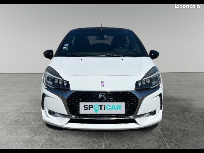 Ds DS 3 Essence 110 Perfo Line GPS Radar Recul CarPlay Clim Auto Régulateur (image 2)