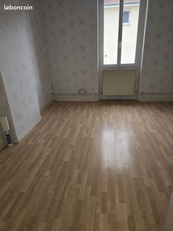 Appartement 3 pièces 86 m² · à Saint-Étienne · 86 m² · 660 €