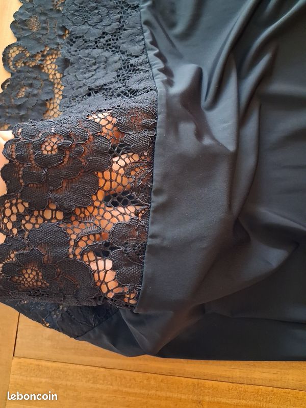 Jolie nuisette noire dentelle Rouge-Gorge Taille 40 (image 4)