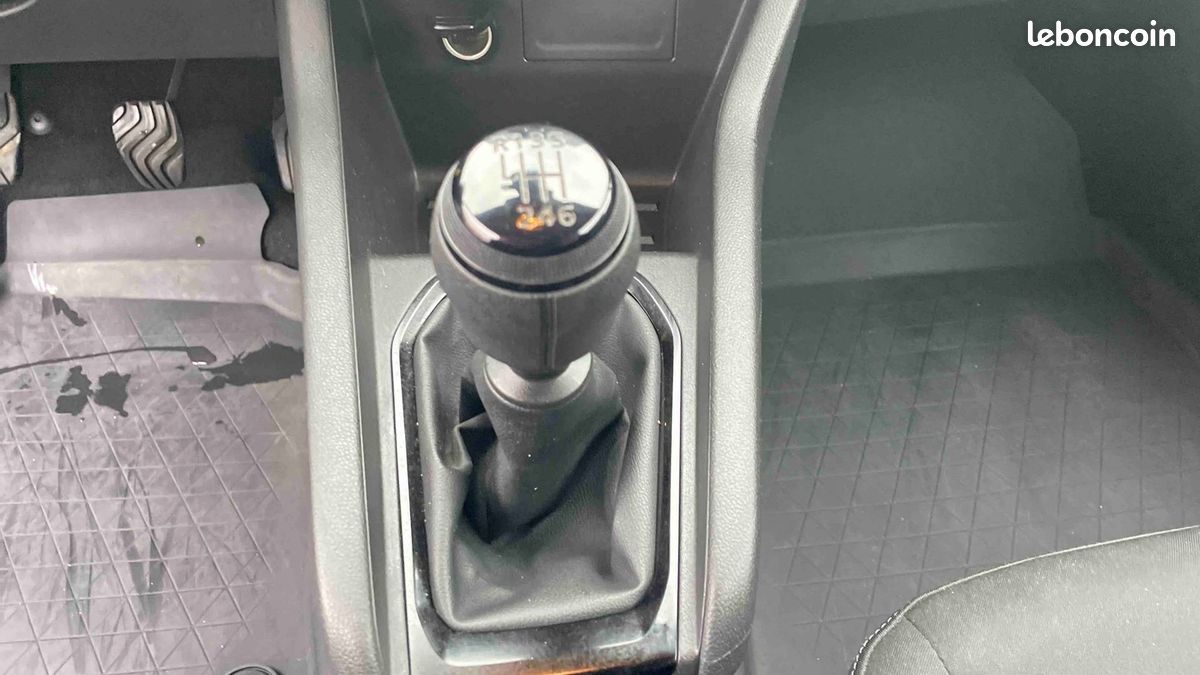 Renault clio societe blue dci 85 air (image 18)