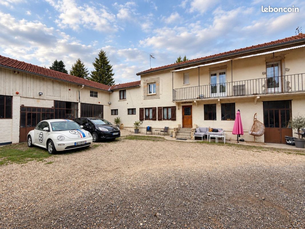 Maison 5 pièces 205 m² · à Lizy-sur-Ourcq · 205 m² · 262 000 €