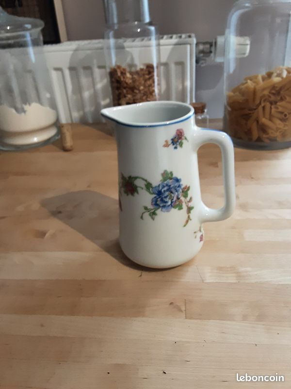 Pot a lait en porcelaine de Limoges - Arts de la table