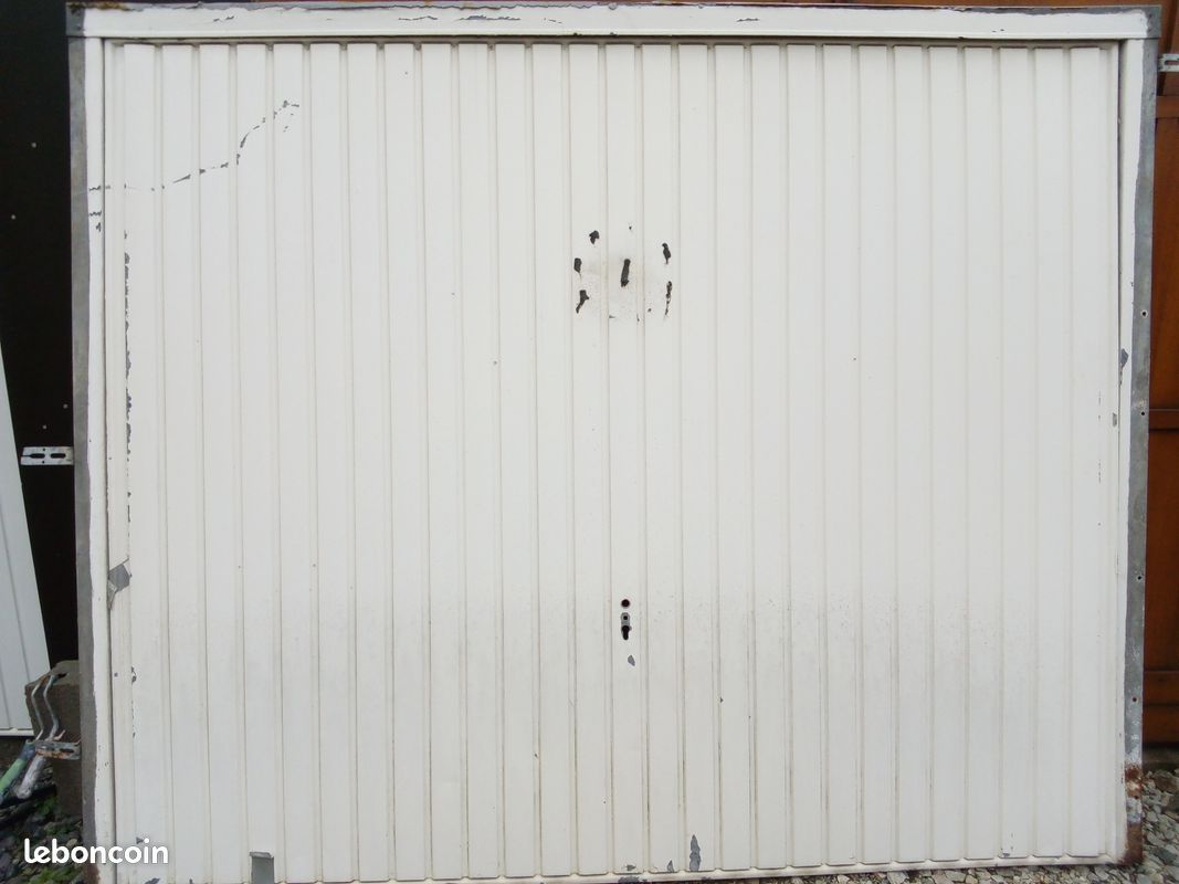 Porte de garage (image 1)