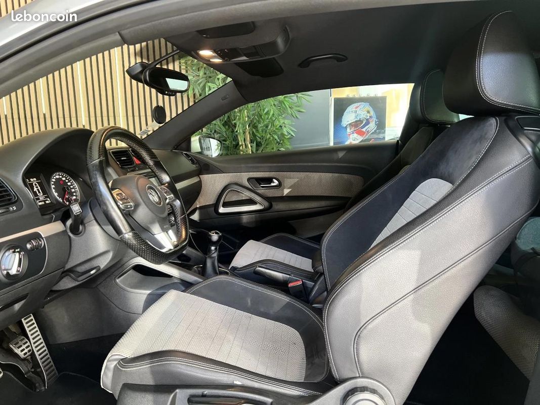 Volkswagen Scirocco 1.4 TSI 120cv (image 10)