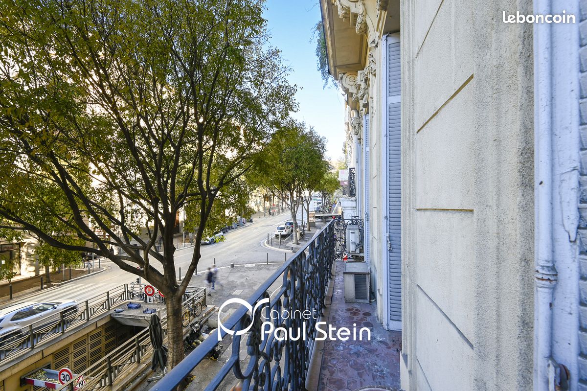 Appartement 3 pièces 79 m² · à Marseille · 79 m² · 210 000 €