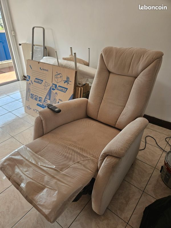 Fauteuil relax avec fonction releveur (image 3)