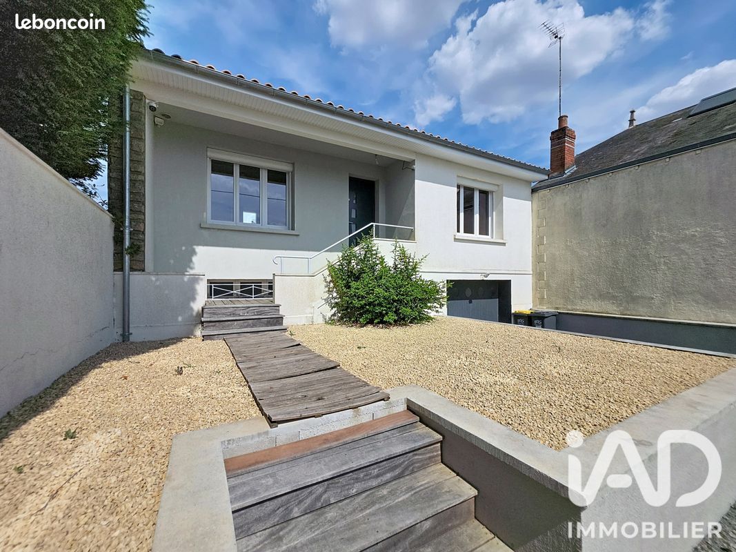 Maison 3 pièces 76 m² · à Parthenay · 76 m² · 157 000 €
