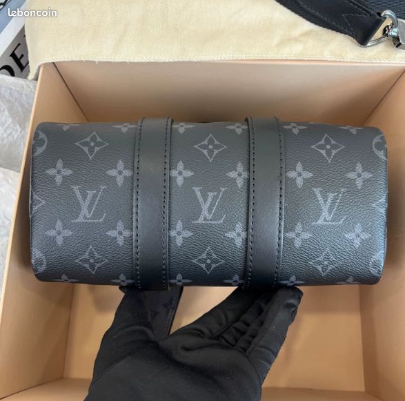 Sac Louis&Vùitton Keepall Bandoulière 25 Monogram Eclipse (image 8)