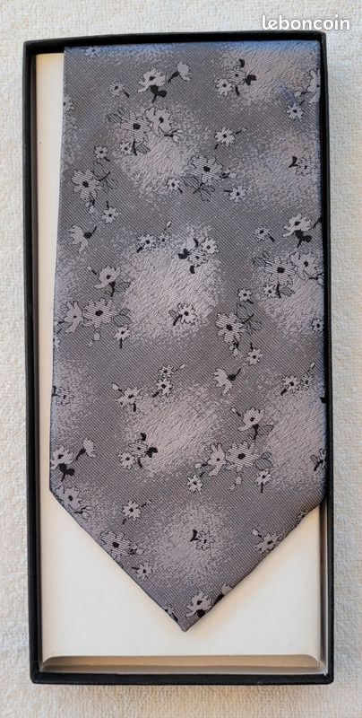 Lot de 10 cravates 100 % soie hand-made (image 10)