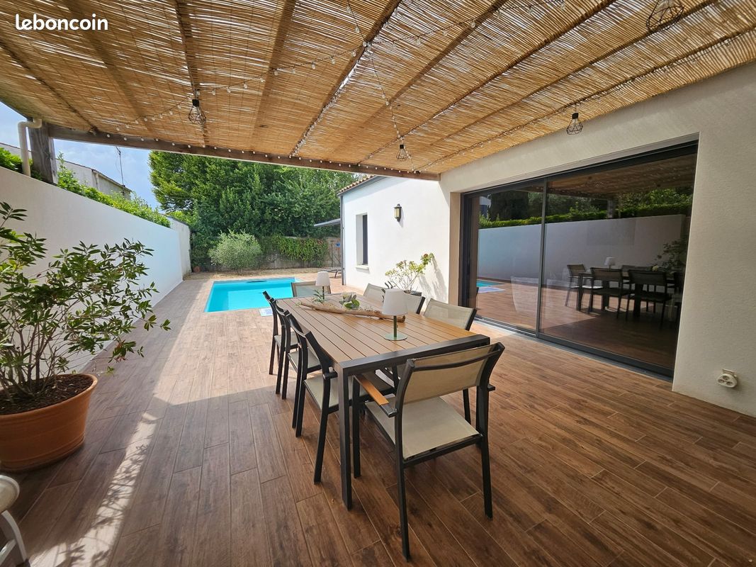 Maison 4 pièces 125 m² · à Dompierre-sur-Mer · 125 m² · 620 000 €