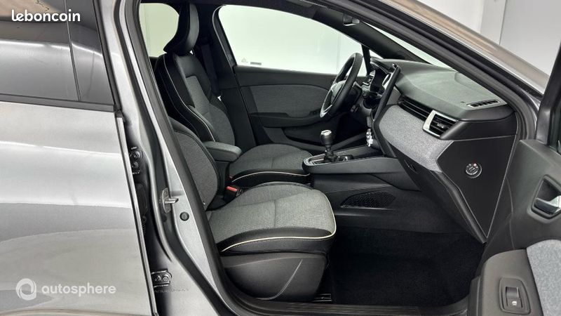 Renault Clio 1.0 TCe 90ch Techno - 24 (image 15)