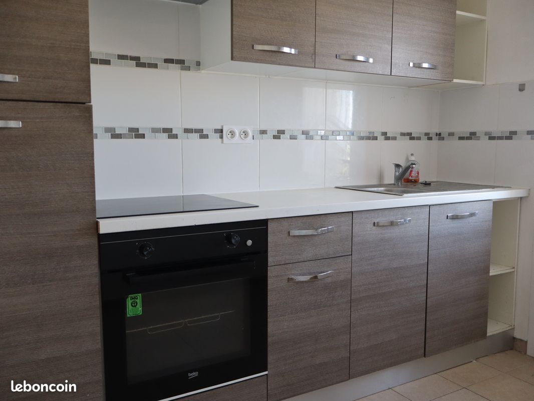 Appartement 3 pièces 73 m² · à Nîmes · 73 m² · 130 000 €