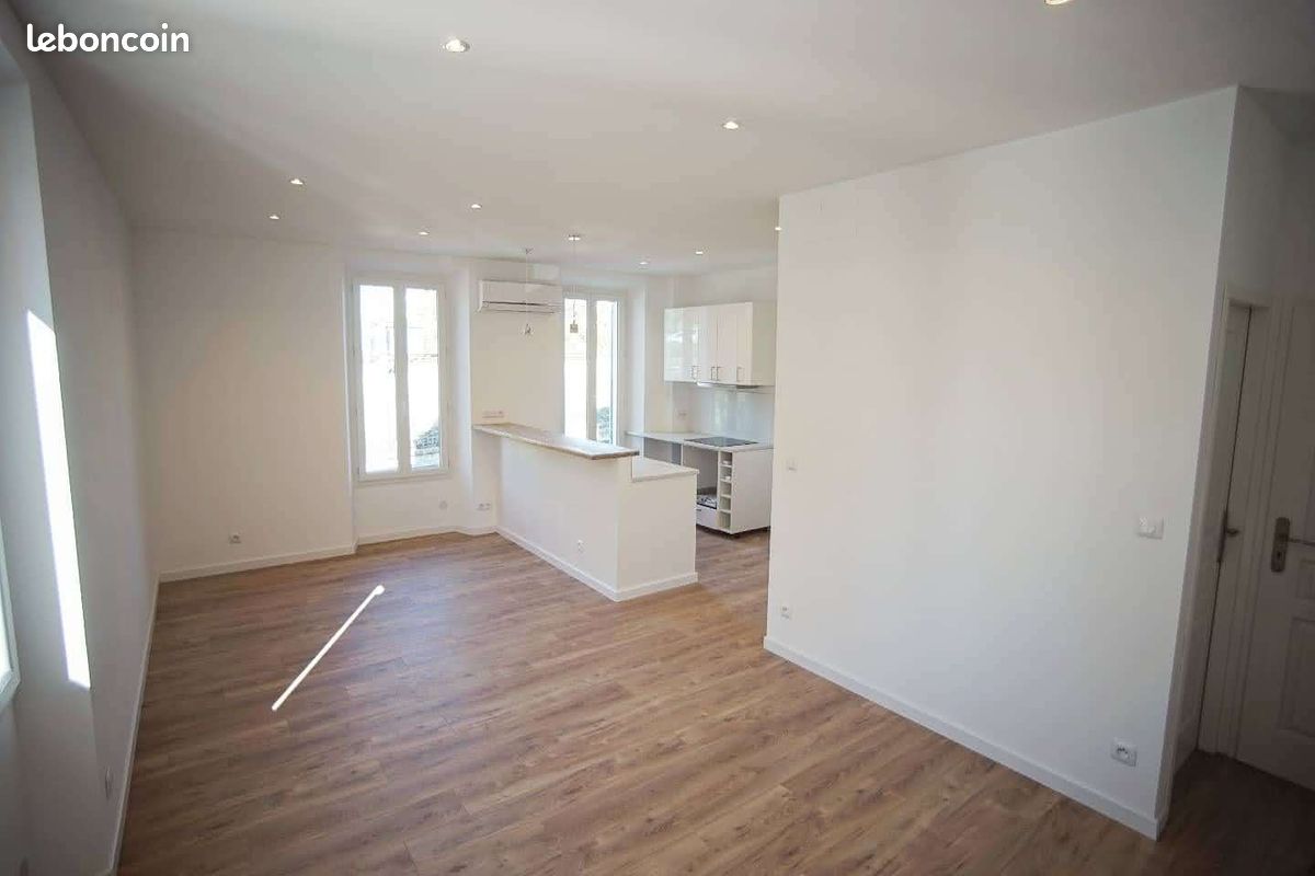 Appartement 3 pièces 65 m² · à Toulon · 65 m² · 825 €/mois