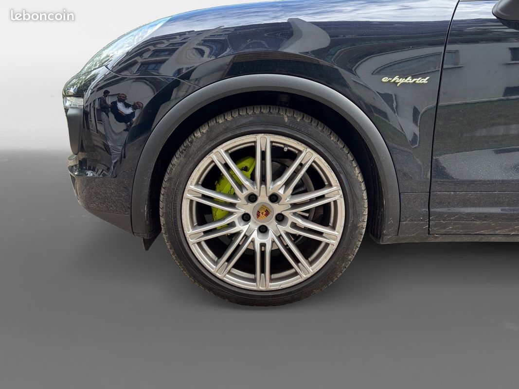 PORSCHE CAYENNE 3.0 V6 416 ch S E-Hybrid Tiptronic A + Entretien PORSCHE (image 18)