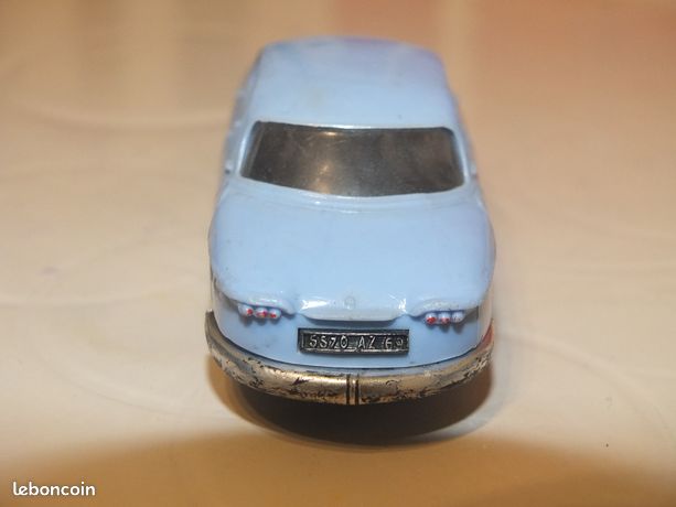 NOREV 1/43 Panhard PL17 – Mauve Clair – Miniature Ancienne En Boîte – Fabriquée En France – AB644