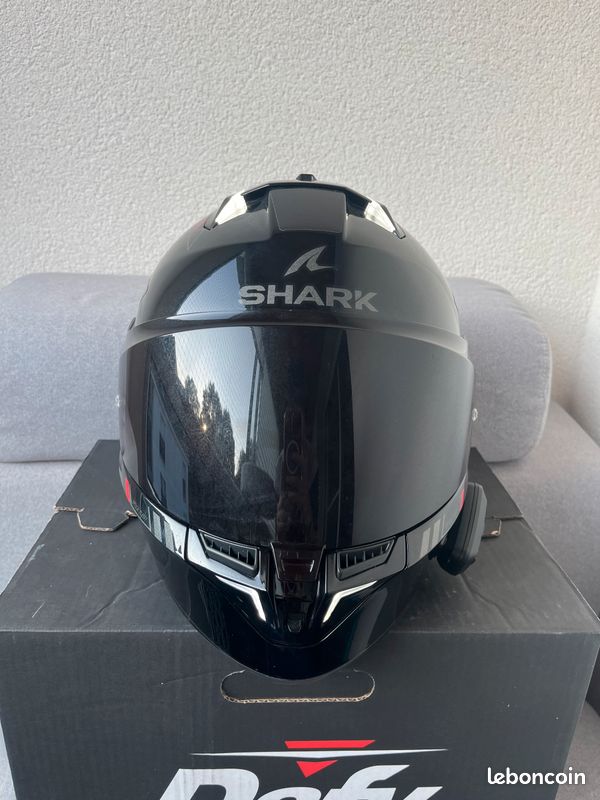 Lot casque shark taille + 2 Intercom + visière teintée et visière d’original+ dorsale+ gants ixon (image 3)