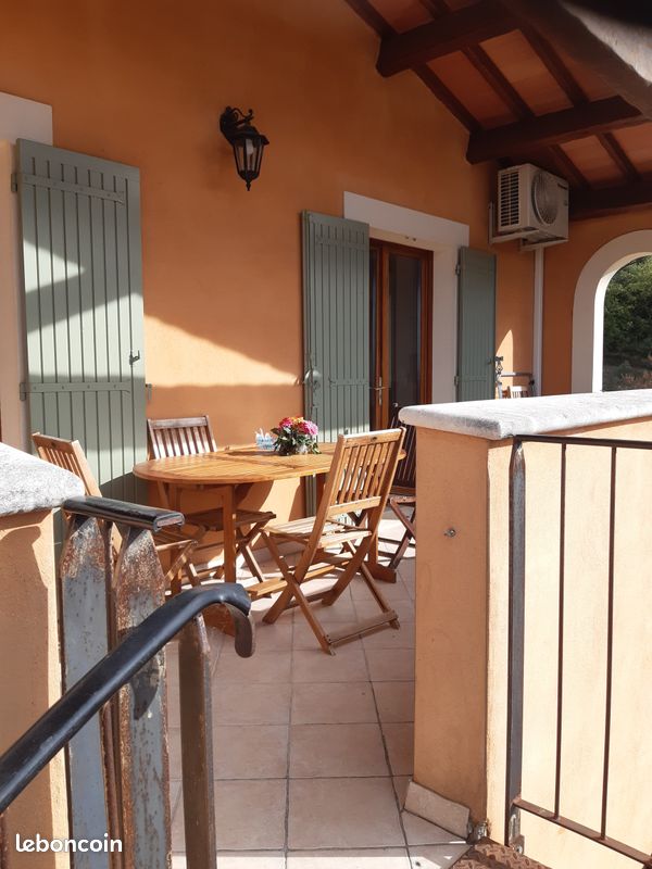 Appartement 3 pièces 50 m² · à Pernes-les-Fontaines · 50 m² · 850 €/mois