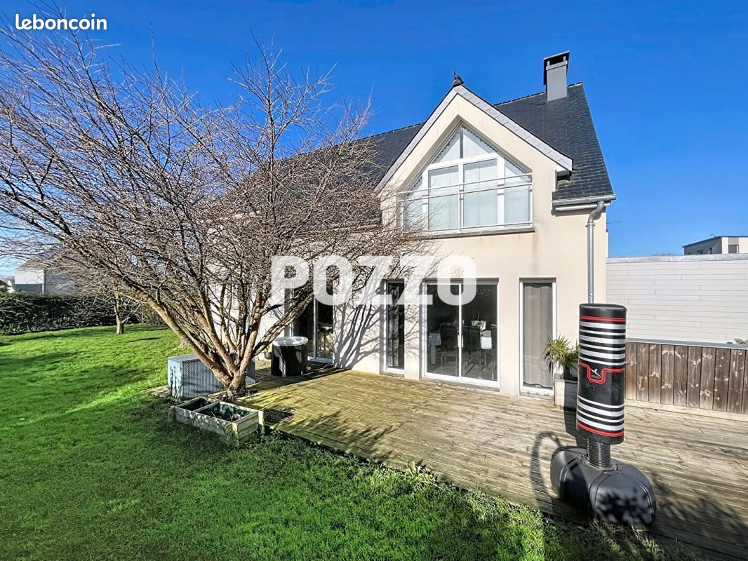 Maison 5 pièces 148 m² · à Saint-Gilles · 148 m² · 285 000 €