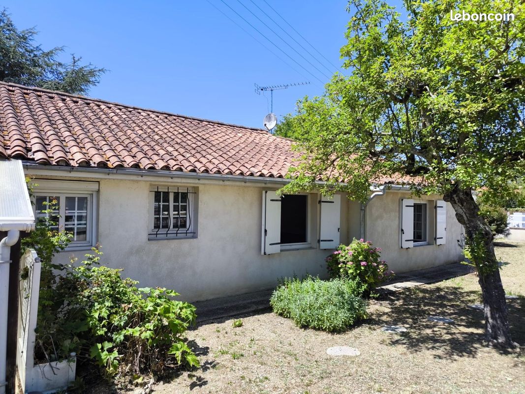 Maison 4 pièces 92 m² · à Saint-Jean-d'Angély · 92 m² · 144 000 €