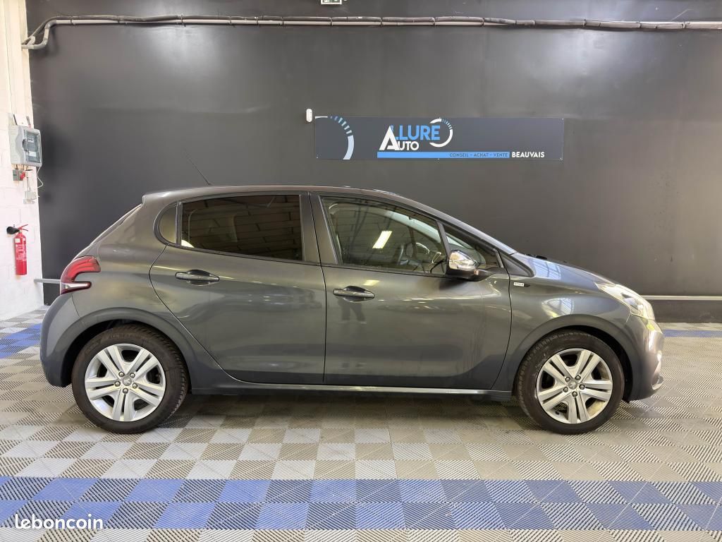 PEUGEOT 208 1.2l VTI 82ch Style 1ère Main Courroie de Distribution Faite Roue de Secours Capteur (image 2)