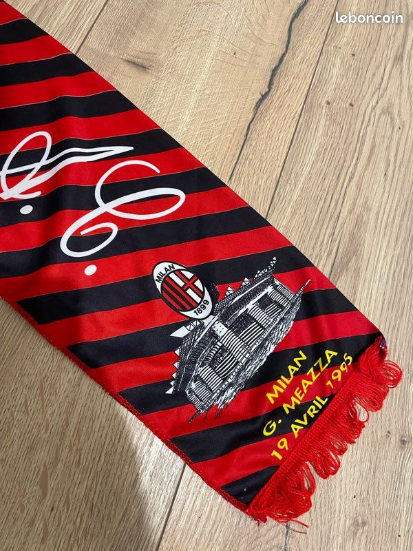 Echarpe collector AC Milan - Collection
