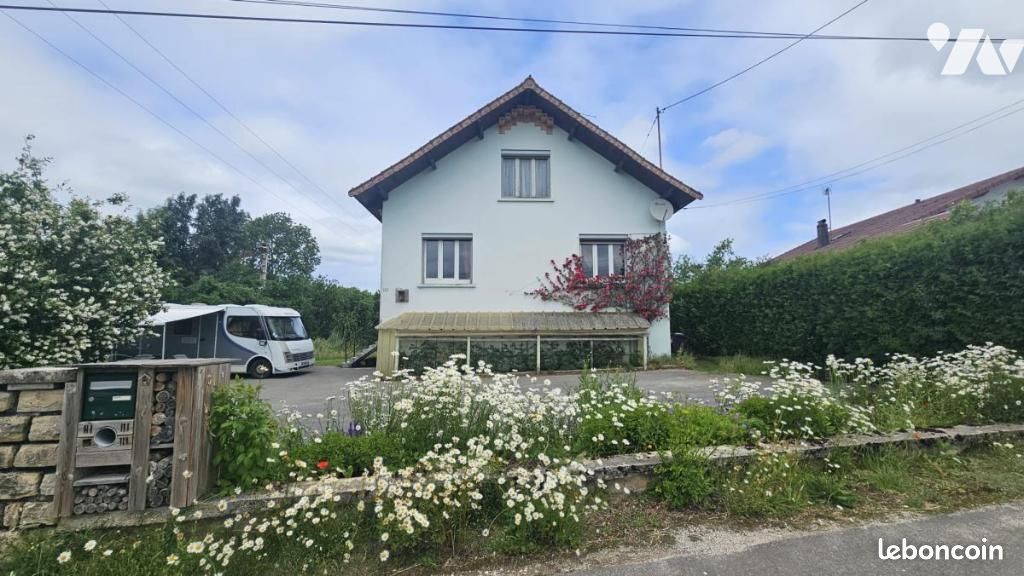 Maison 111 m² · à Pierrefontaine-les-Varans · 111 m² · 205 000 €