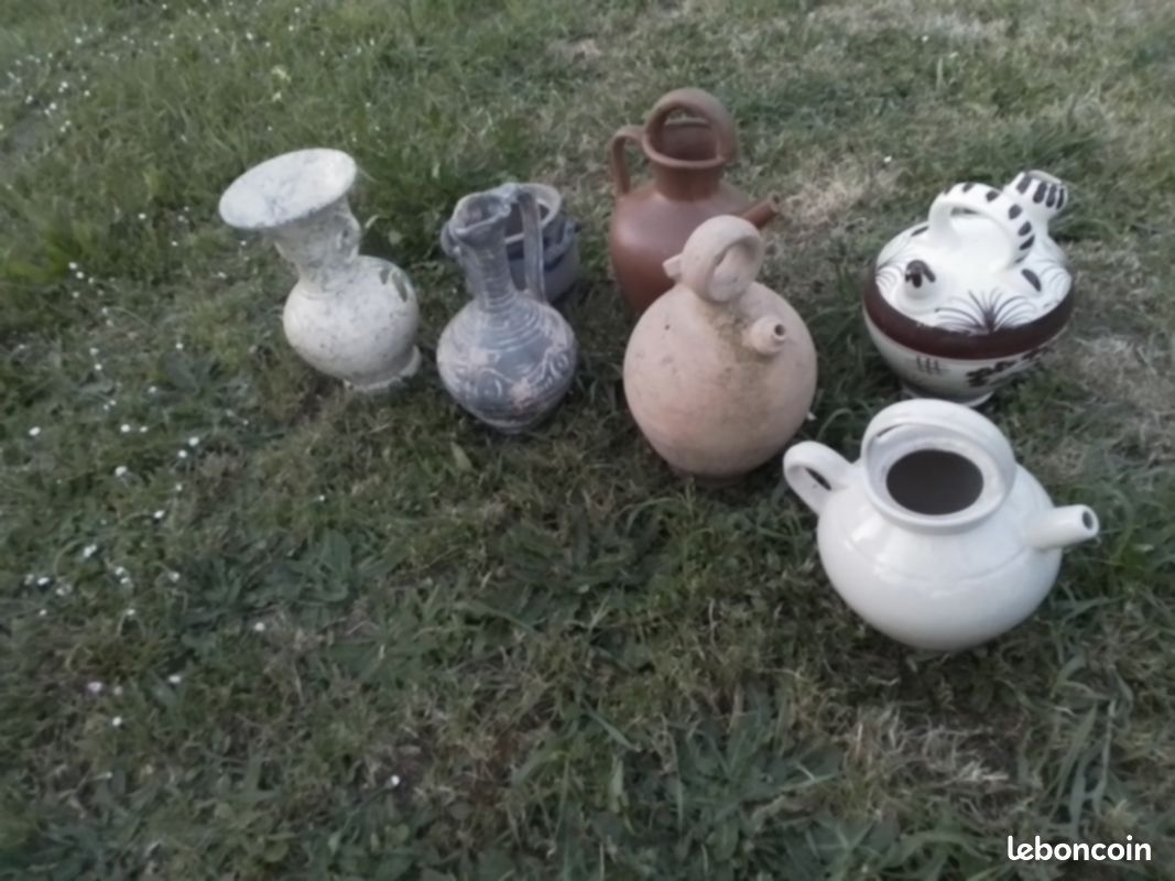 Lot divers pots caches pots jarres amphores buires vases en terre cuite ,objets en faience et en pierre (image 10)