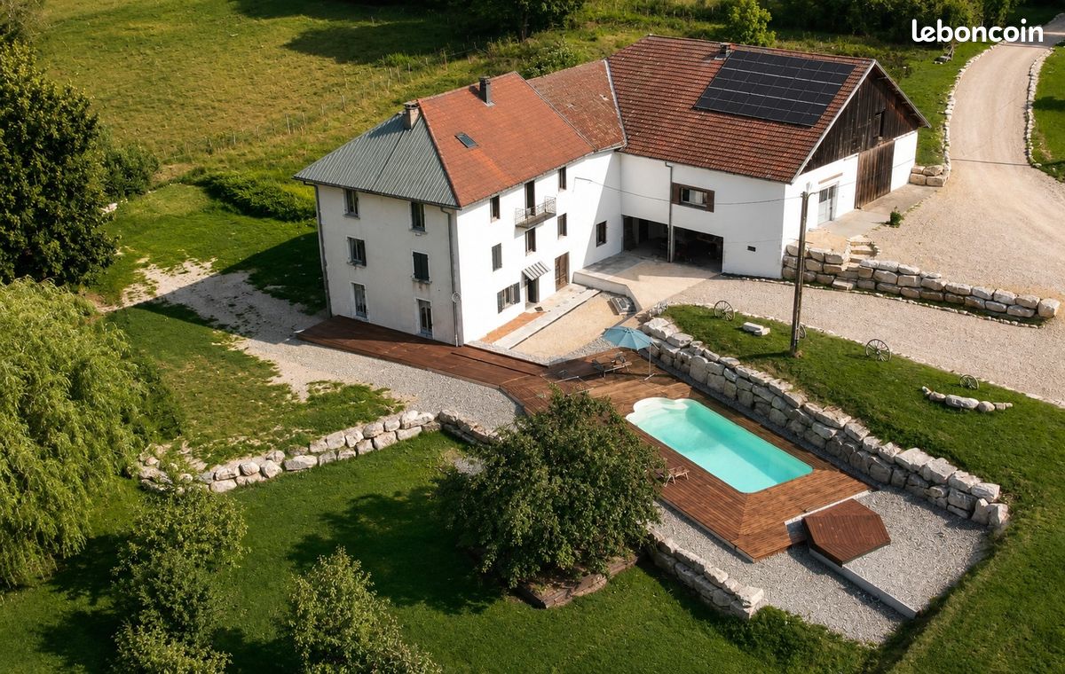 Maison 6 pièces 240 m² · à Plateau d'Hauteville · 240 m² · 700 000 €