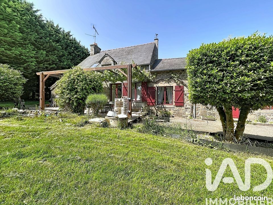 Maison 7 pièces 160 m² · à Bonnemain · 160 m² · 335 000 €