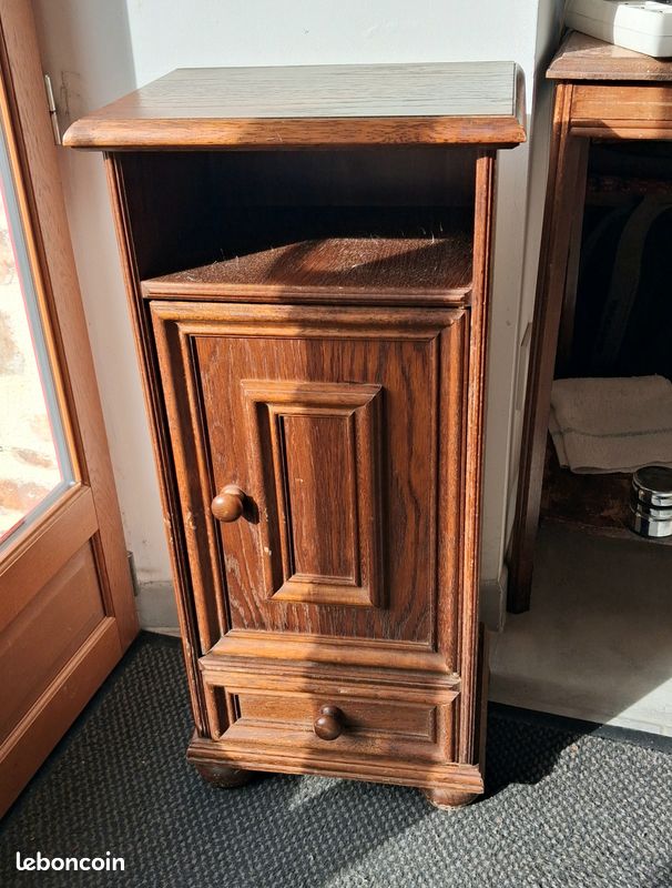 Meuble d'appoint (image 1)