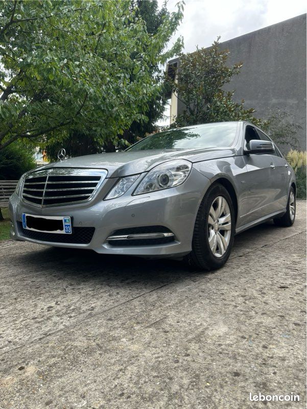 La Mercedes-Benz Classe E 2024 fait ses débuts : la modernité traditionnelle - 98.5 Montréal