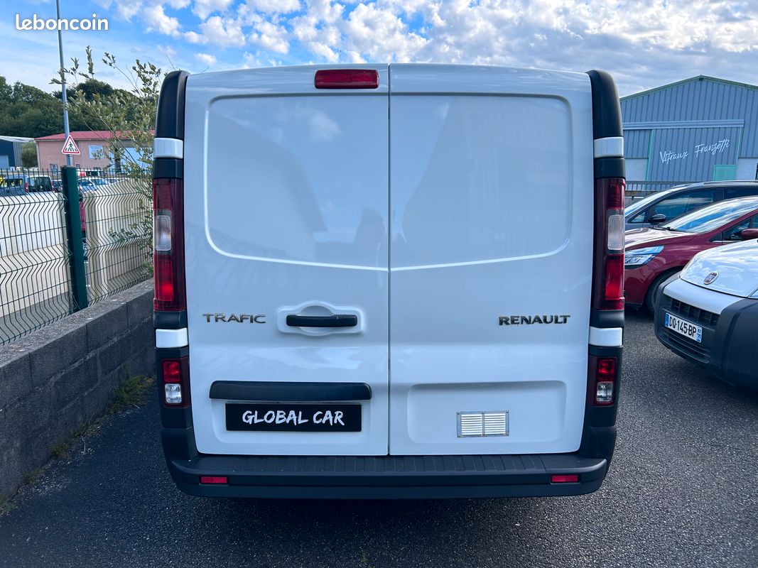 Renault Trafic 1.6 DCI 125ch L1H1 Grand Confort - 1ERE MAIN -13 325 HT (image 5)