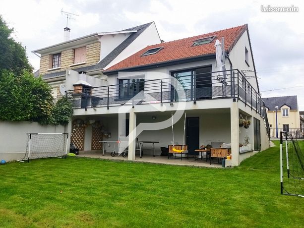 Maison a louer - 6 pièce(s) - 114 m2 - Surfyn