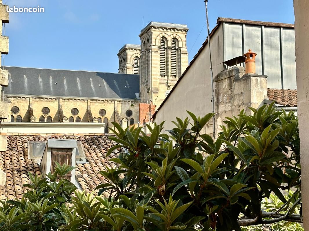 Appartement 2 pièces 57 m² · à Bordeaux · 57 m² · 950 €