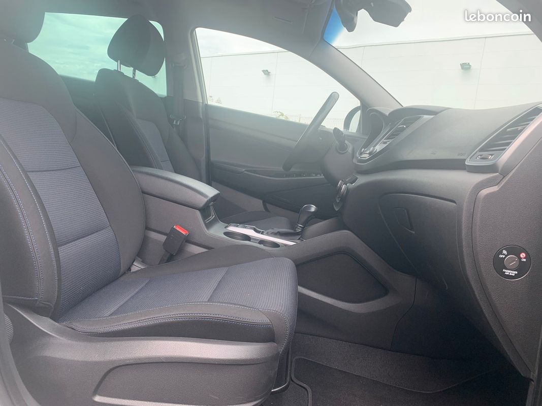 Hyundai Tucson 141 chevaux | Creative | Caméra de recul | Attelage | Roue de secours (image 14)