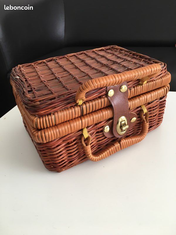 ANCIEN PETIT PANIER De Poupee En Osier Avec Rabat Dinette