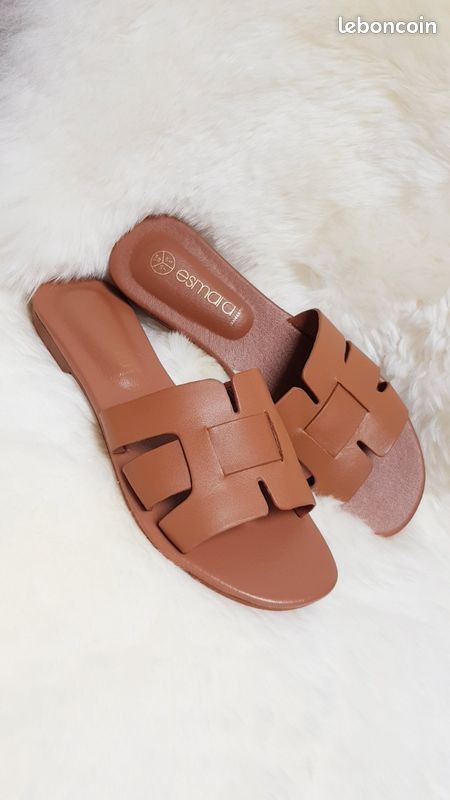 Hermès Look Avec Mules Plates Carnets D'Equateur Soup Spoon Hermès