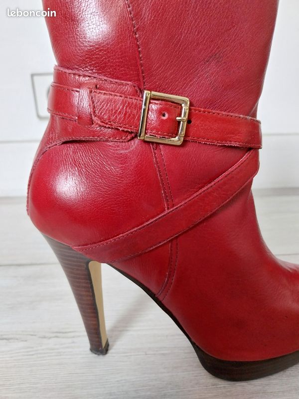 Bottines rouge tendance bohème chic Chaussures