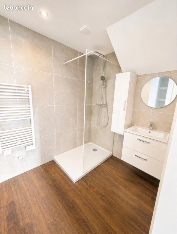 Appartement 3 pièces 54 m² · à Saint-Étienne · 54 m² · 590 €
