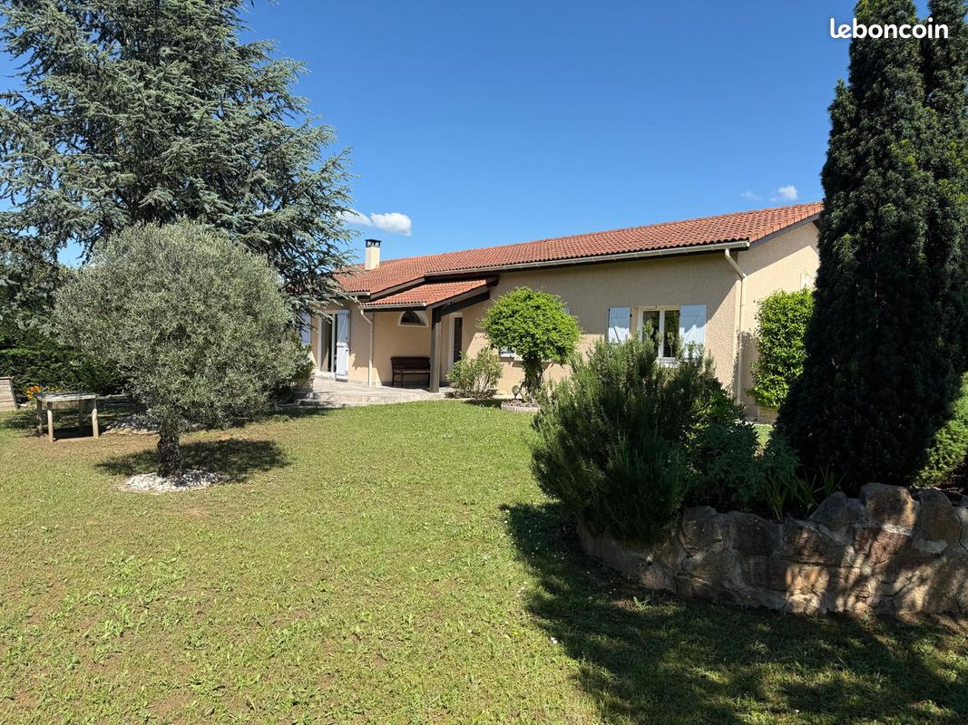 Maison 5 pièces 134 m² · à Clonas-sur-Varèze · 134 m² · 429 000 €