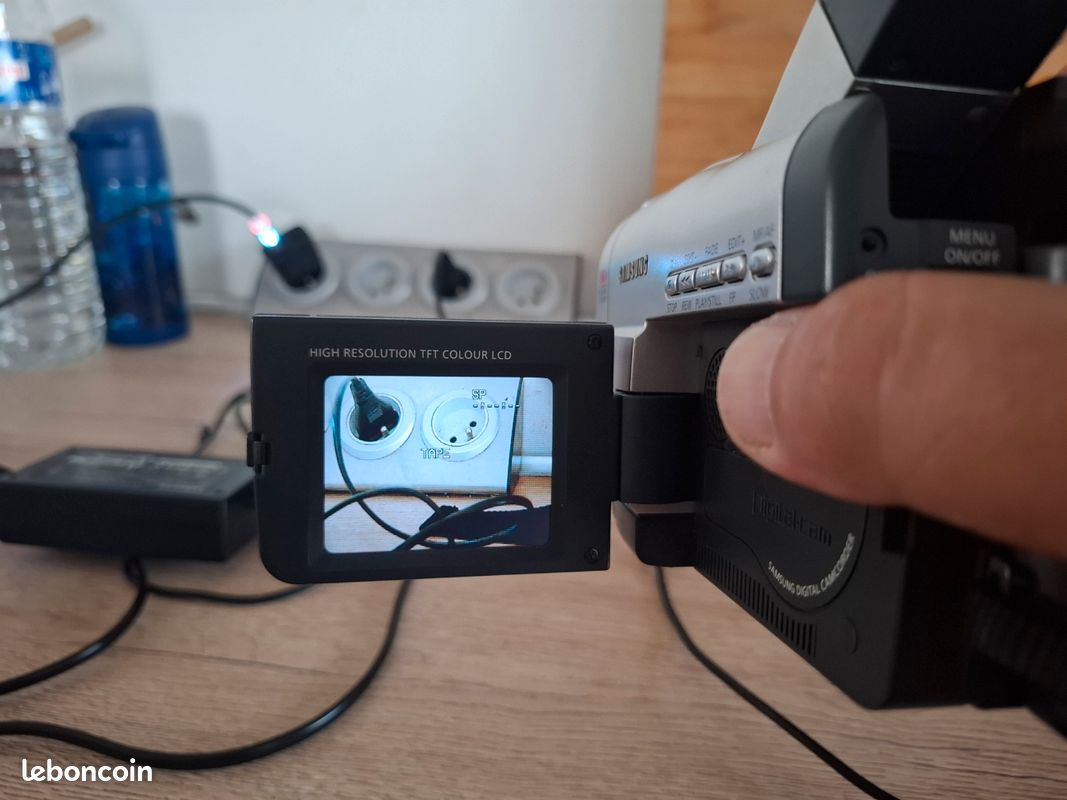 Camescope numerique samsung VP-D70 mini dv (image 15)