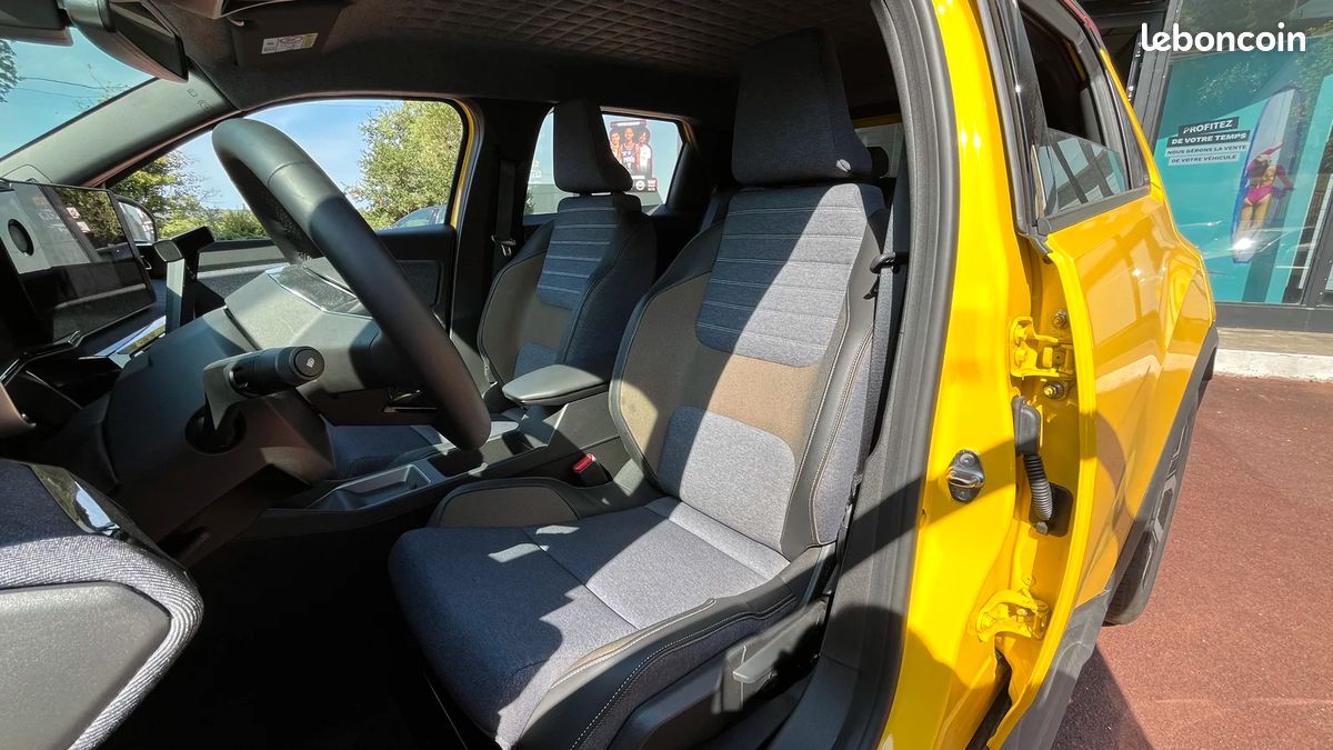 Renault 5 E-TECH 150ch autonomie confort Techno / FAIBLE KILOMÉTRAGE (image 17)