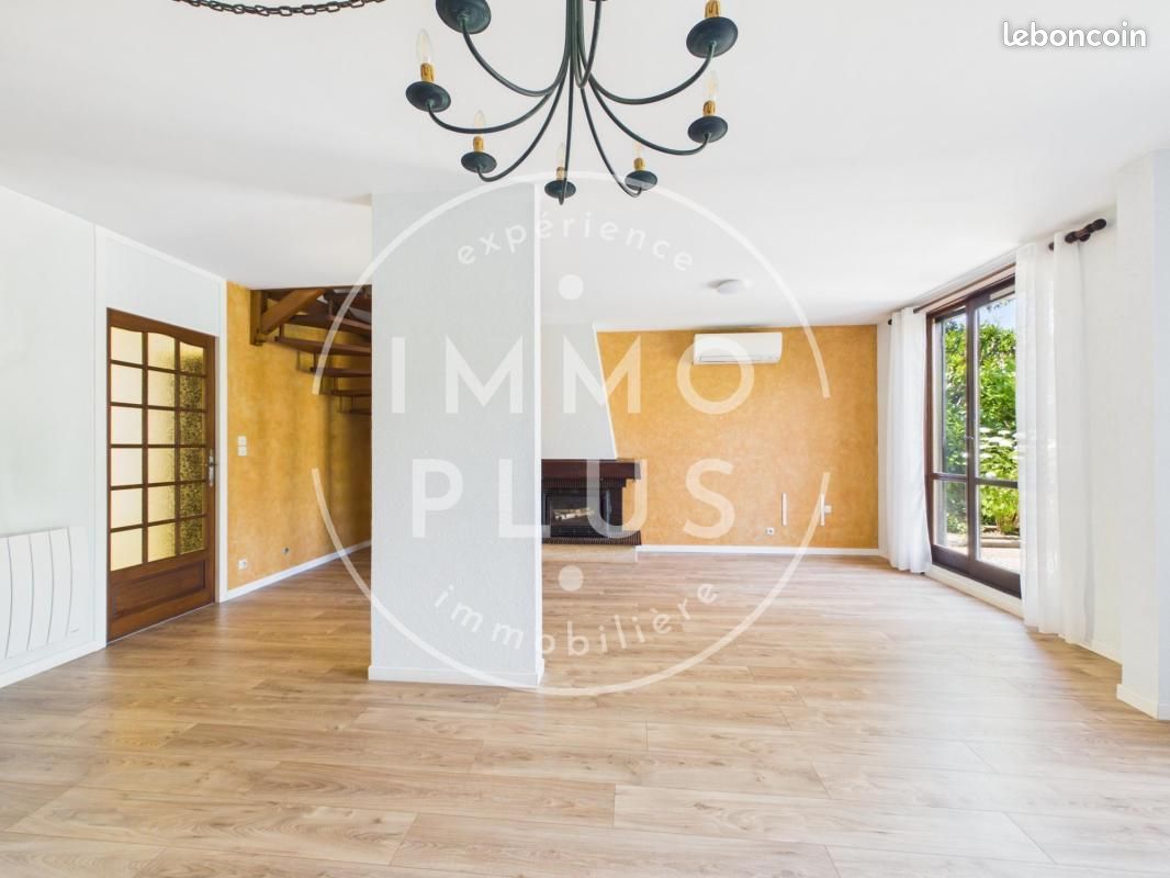 Maison 4 pièces 97 m² · à Annecy · 97 m² · 560 000 €
