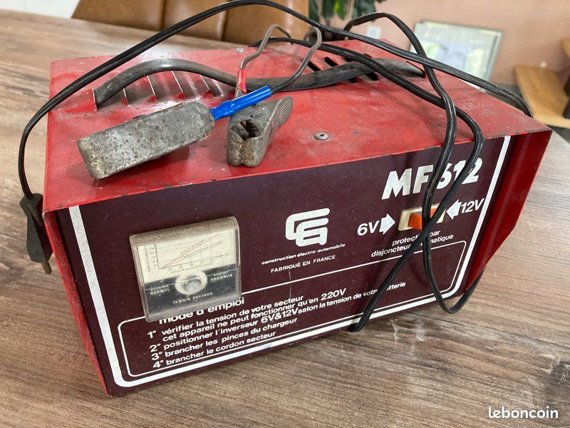 Chargeur de batterie (image 1)