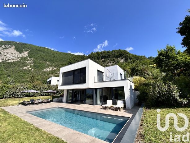 Maison 5 pièces 171 m²