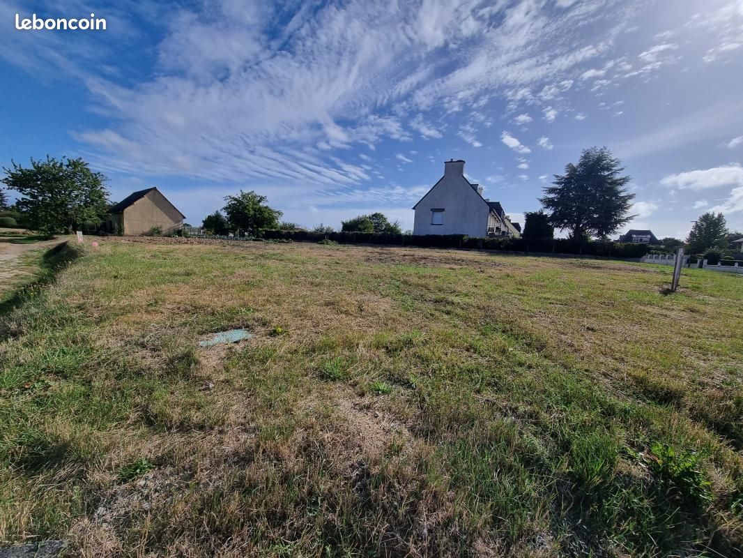 Terrain 710 m² Caulnes · 45 500 €