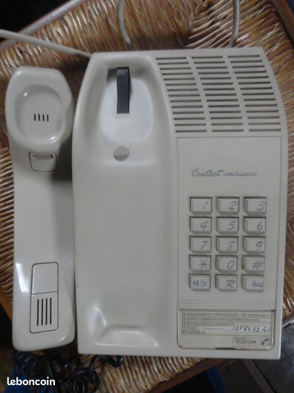 Téléphone a touche beige (image 1)