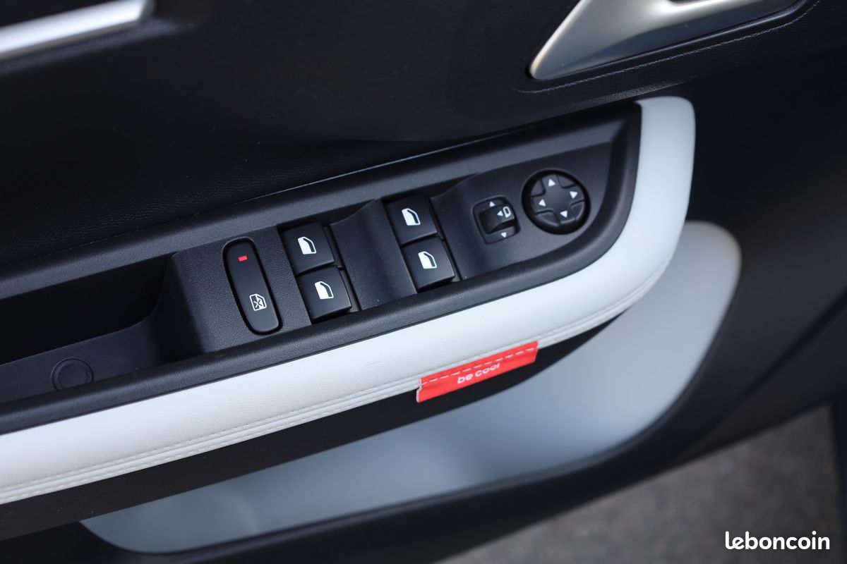 Citroen C3 1.2 Turbo 100 Max 04/2025 + Moteur à chaine +Faible kilo (image 13)