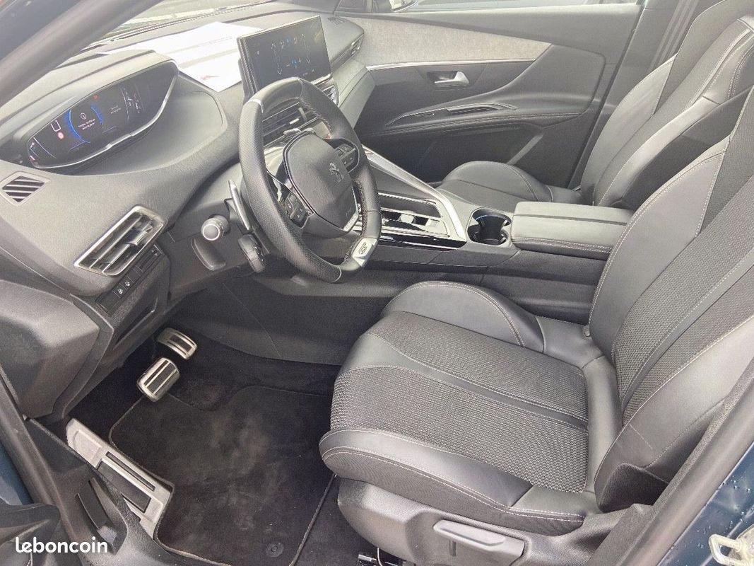 Peugeot 3008 BlueHDi 130 EAT8 GT (image 12)